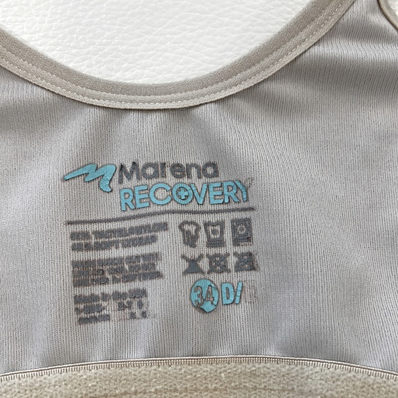 MARENA RECOVERY SURGICAL BRA - Picture 3 of 4